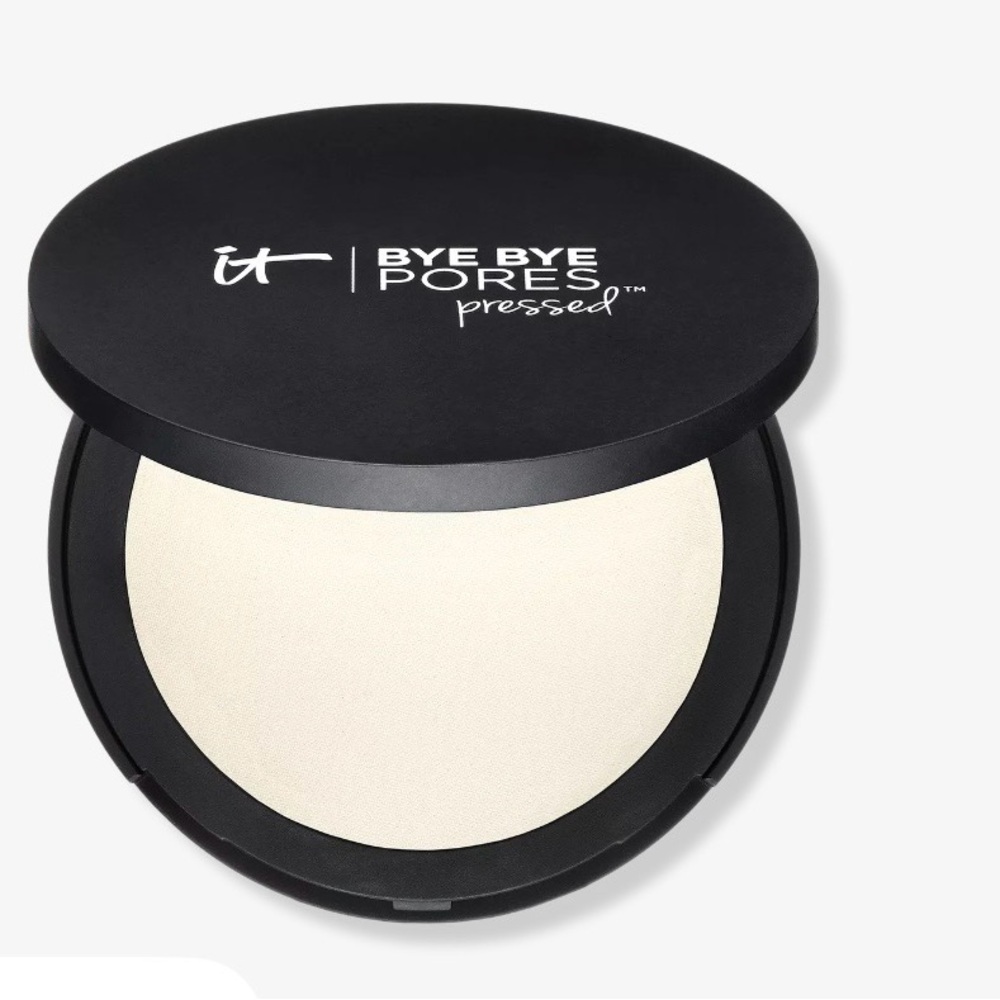 IT Cosmetics Bye Bye PoresPressed Pore MinimizingSetting Powder